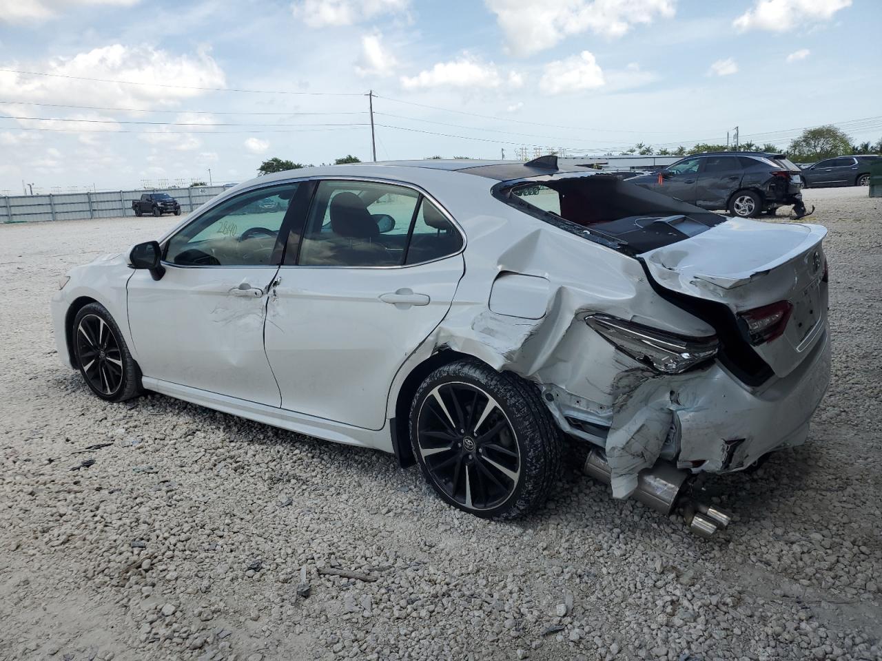 2019 TOYOTA CAMRY XSE - Image 2