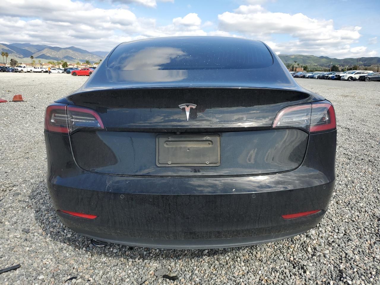 2019 TESLA MODEL 3 - Image 6