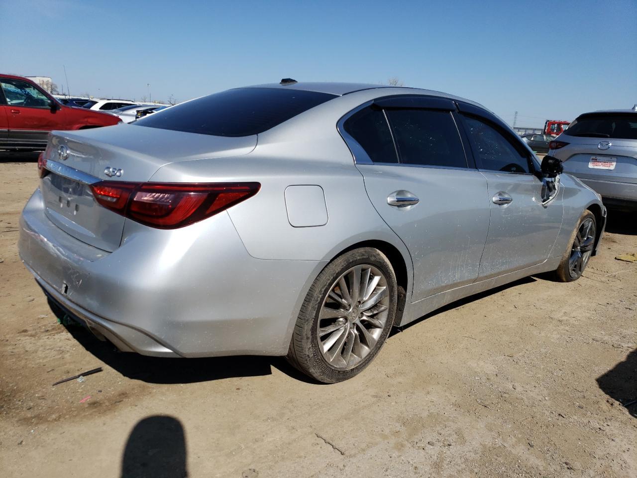 2018 INFINITI Q50 LUXE - Image 3
