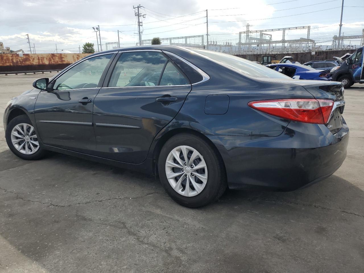 2017 TOYOTA CAMRY HYBR - Image 2