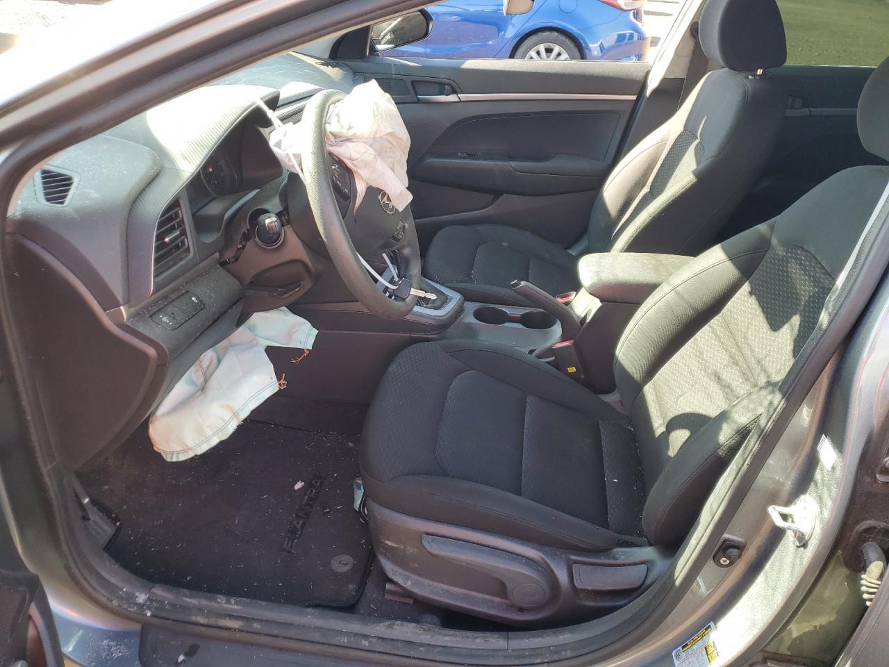 2019 HYUNDAI ELANTRA SE - Фото 7