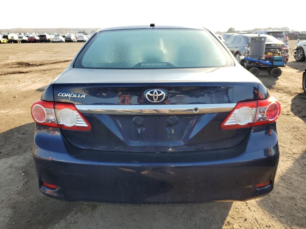 2013 TOYOTA COROLLA BA - Image 6