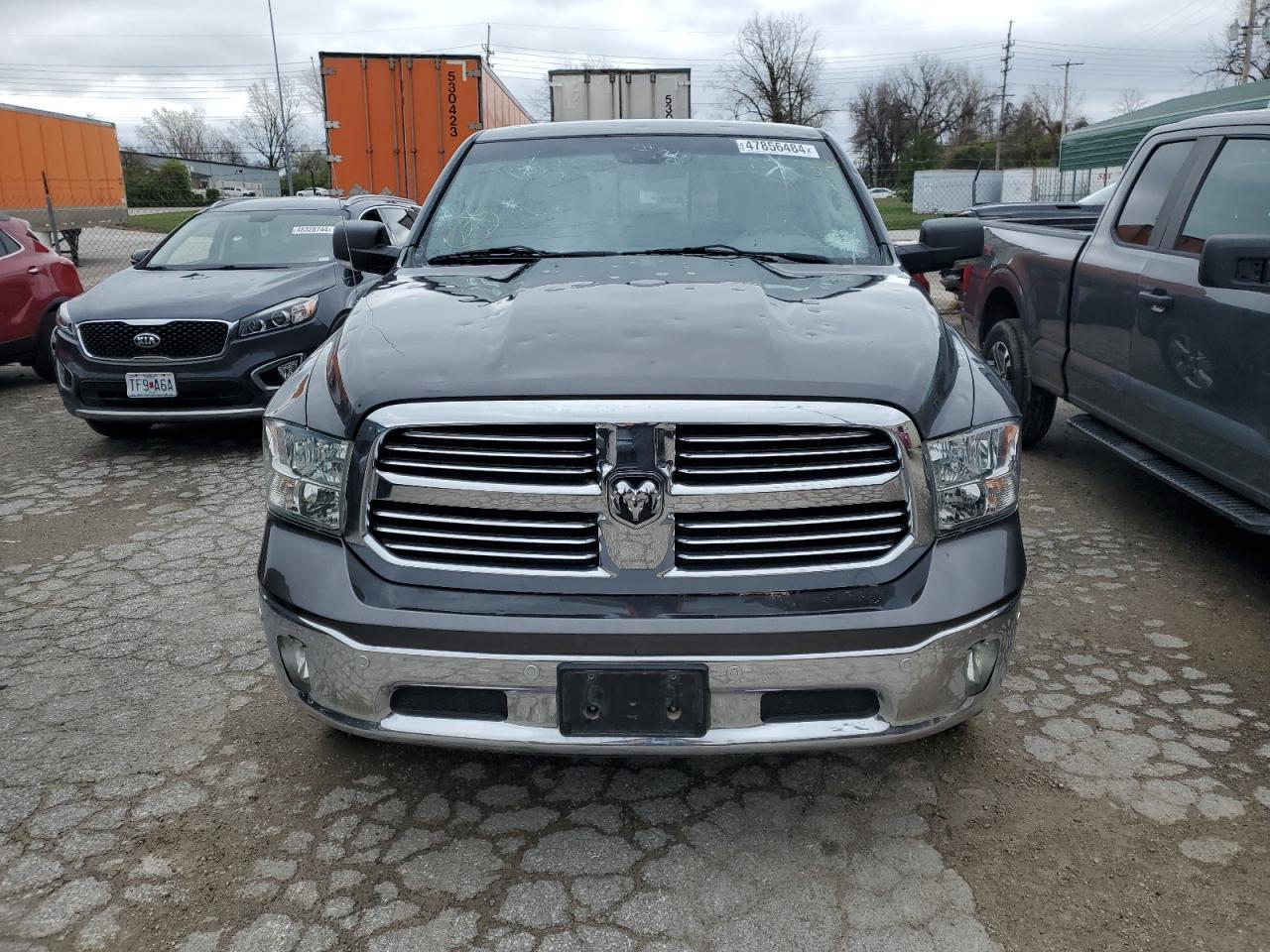 2015 RAM 1500 SLT - Image 5