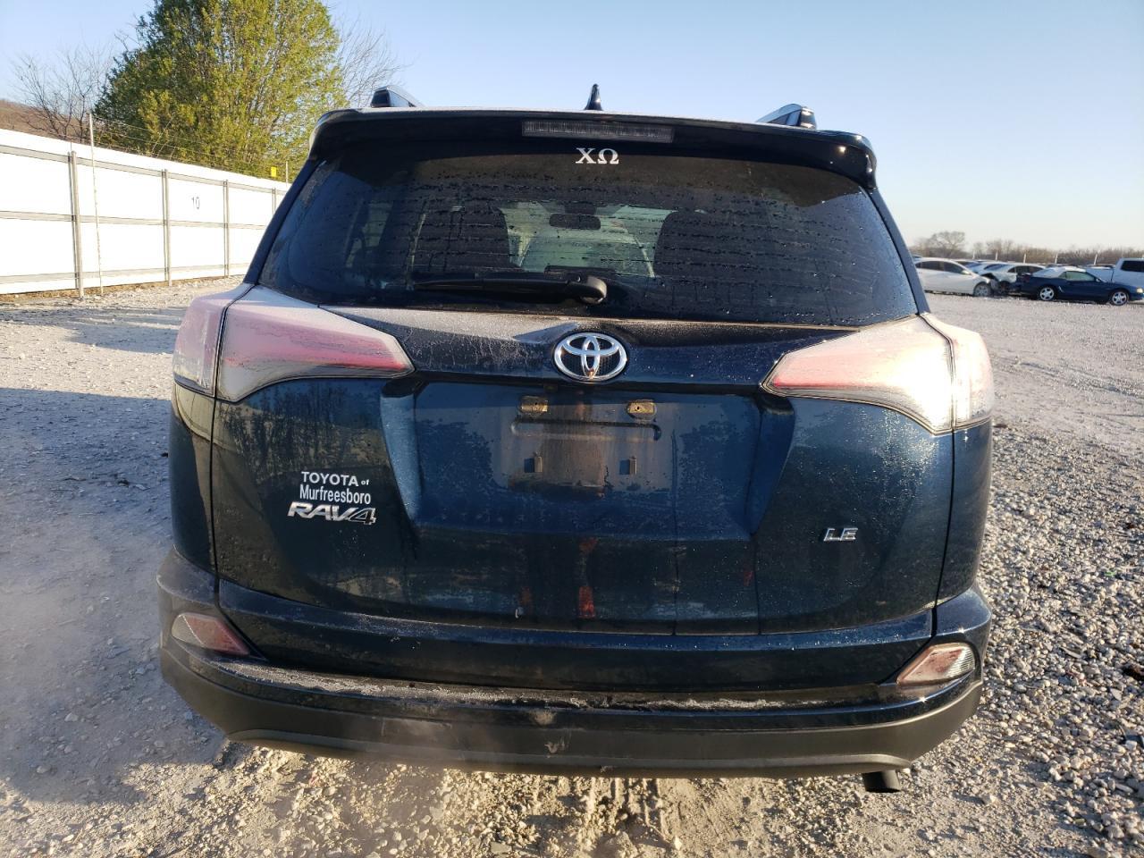 2017 TOYOTA RAV4 LE - Фото 6