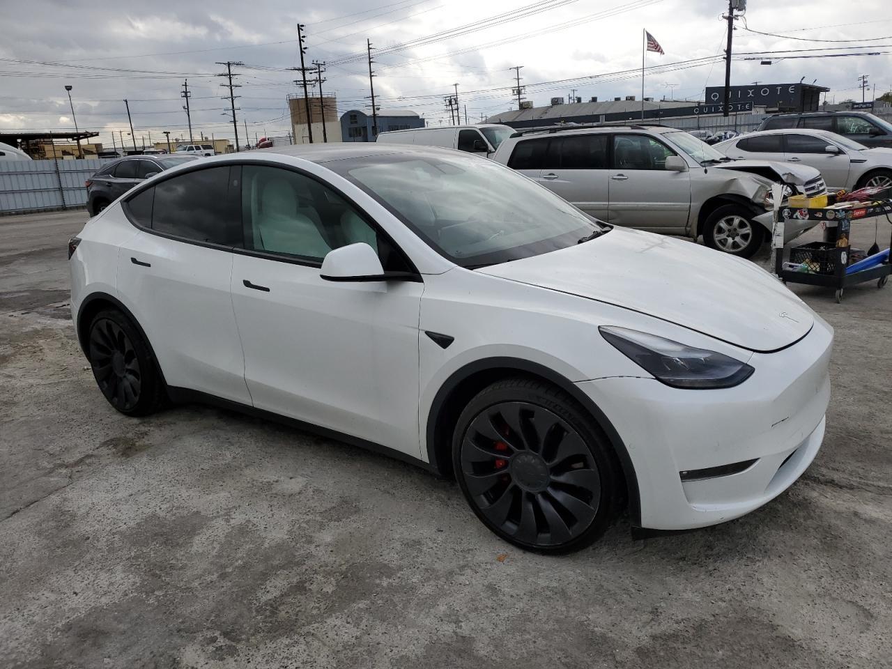 2022 TESLA MODEL Y - Image 4
