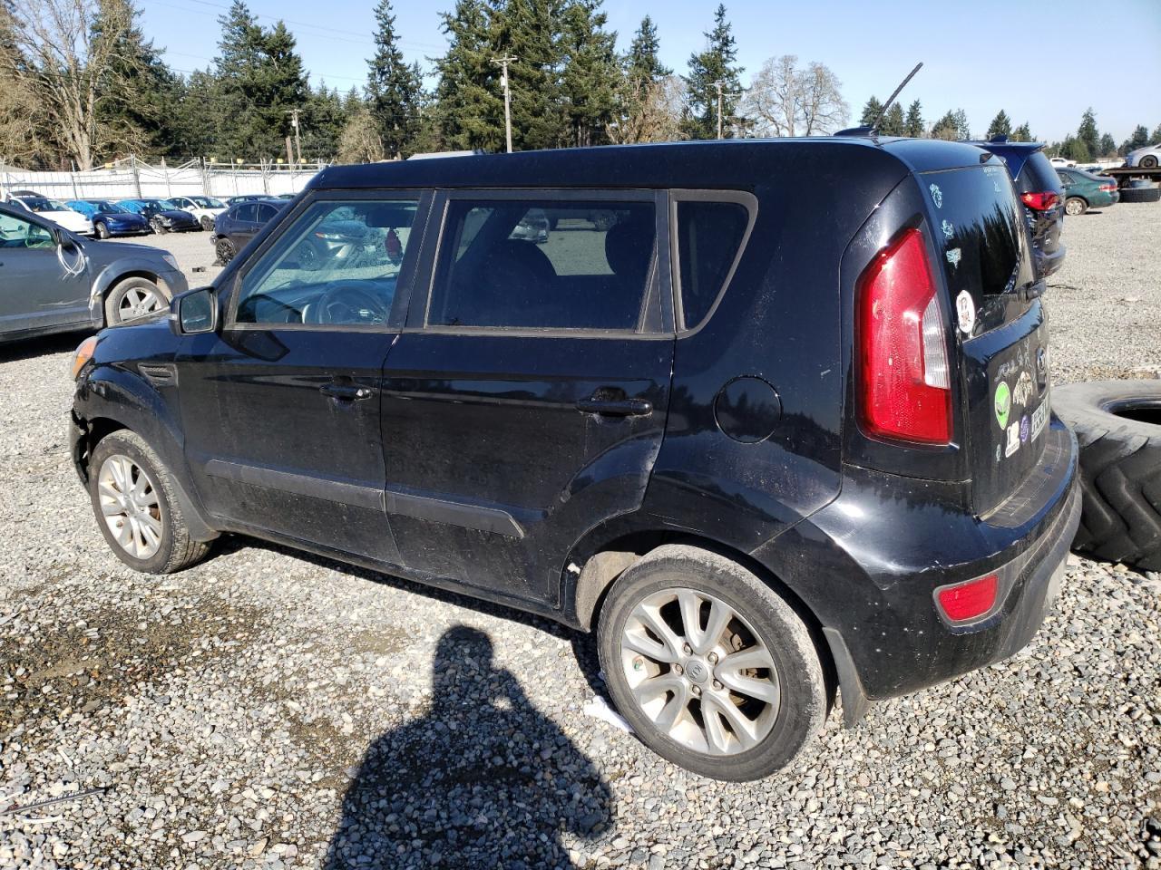 2013 KIA SOUL + - Image 2