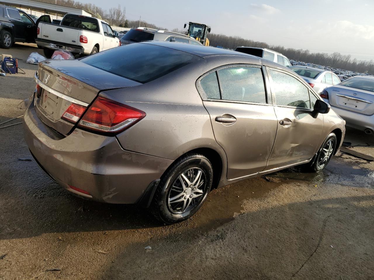 2015 HONDA CIVIC LX - Фото 3
