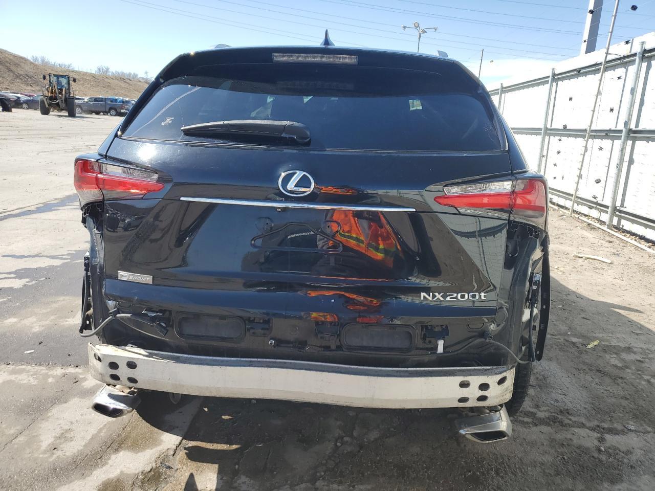 2015 LEXUS NX 200T - Фото 6