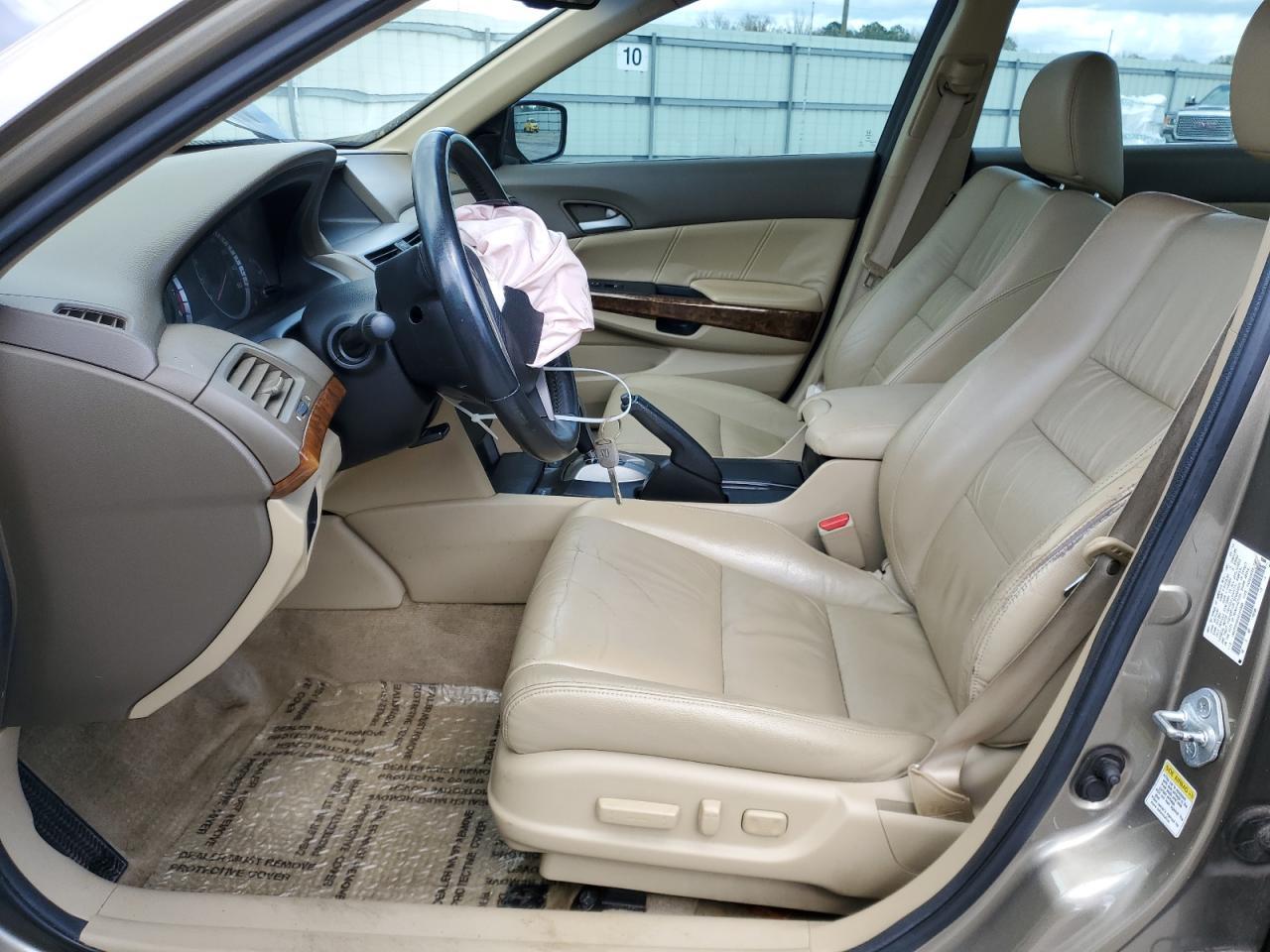 2010 HONDA ACCORD EXL - Image 7