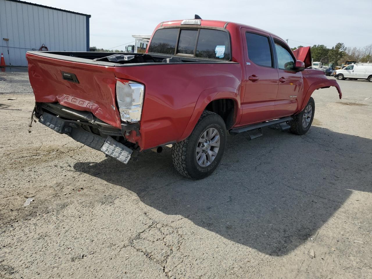 2017 TOYOTA TACOMA DOU - Фото 3