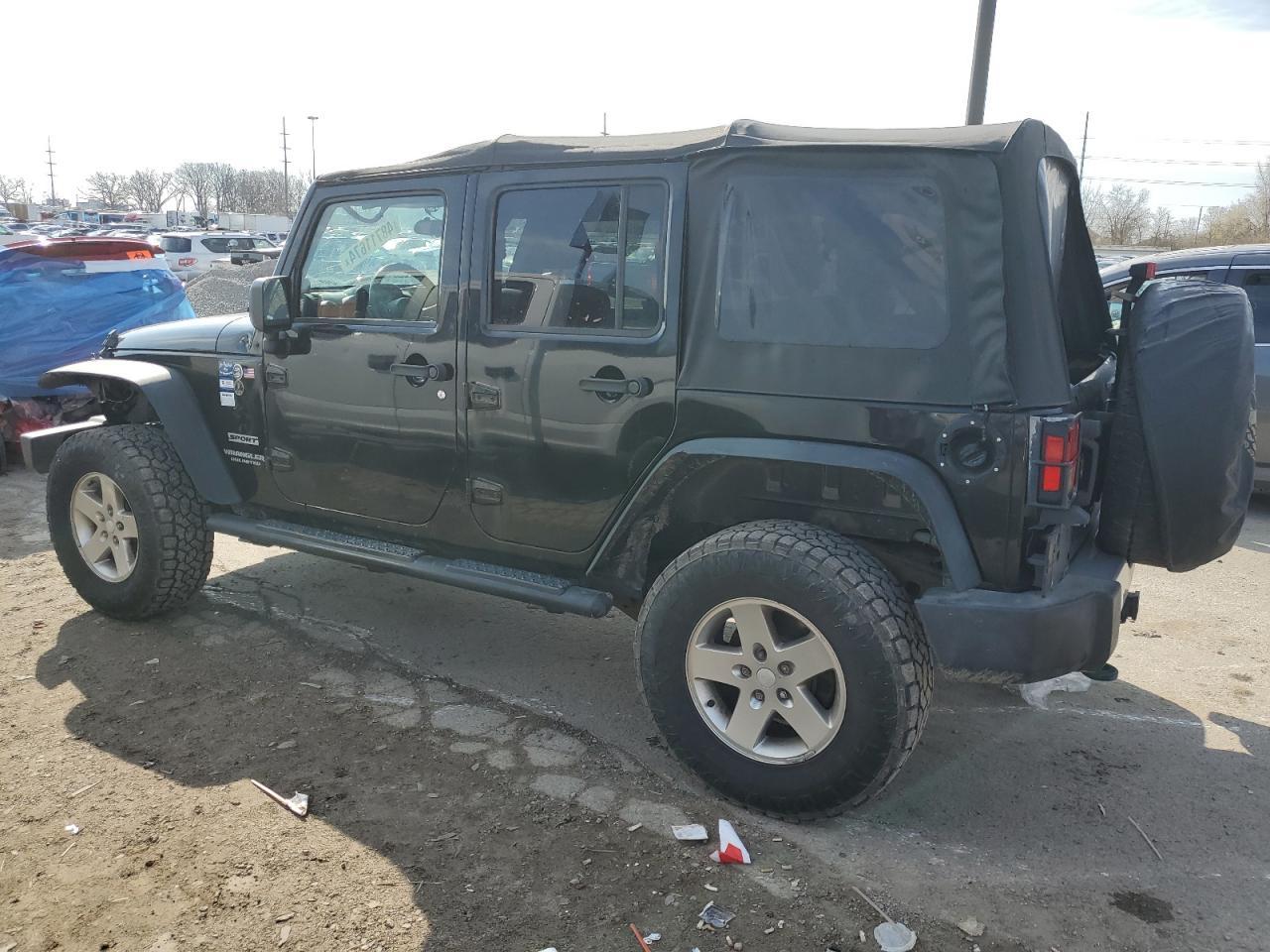 2010 JEEP WRANGLER U - Image 2
