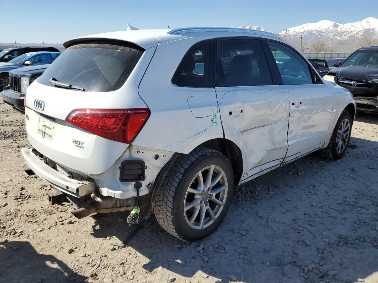 2011 AUDI Q5 PREMIUM - Image 3
