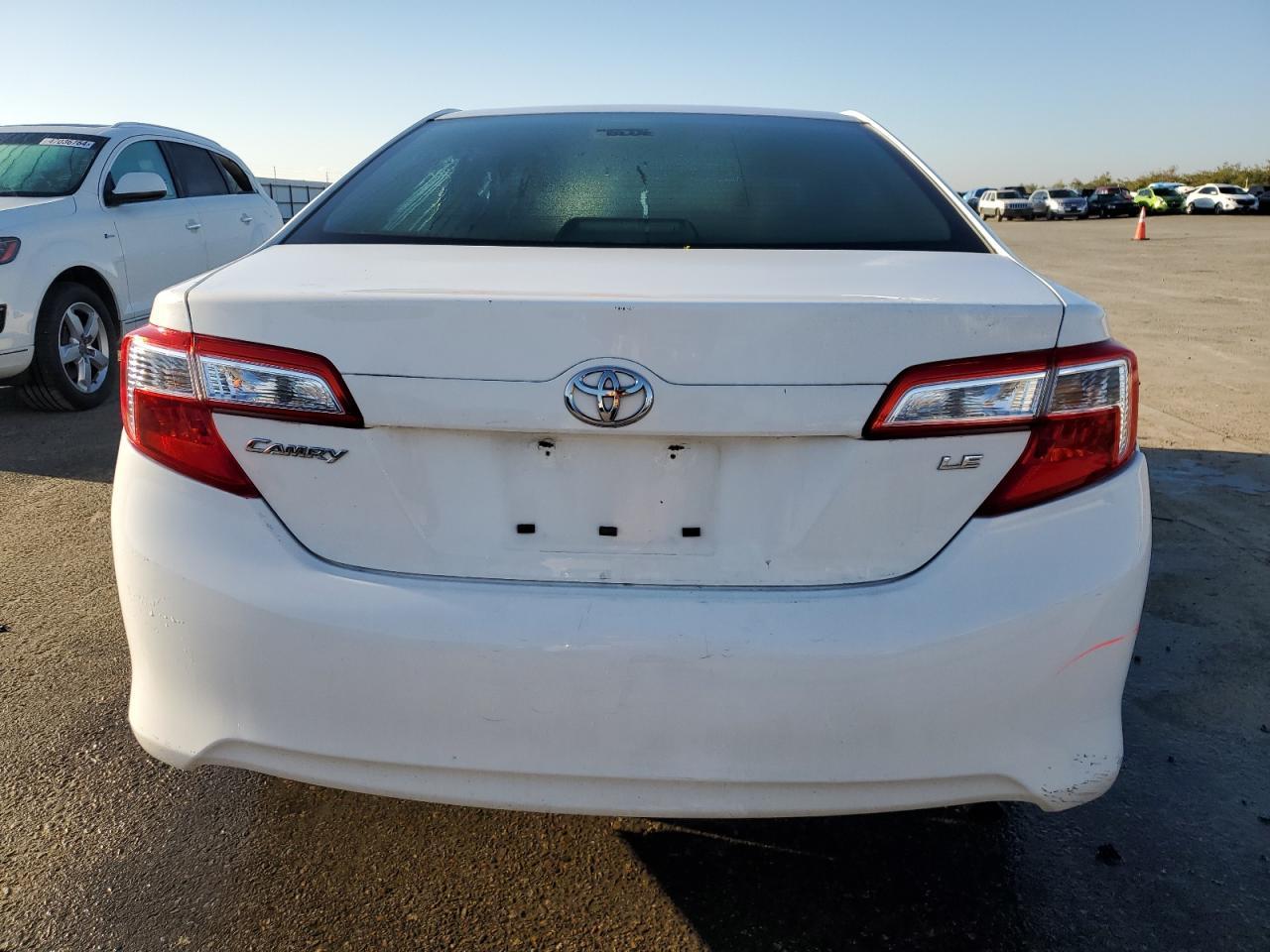 2013 TOYOTA CAMRY L - Фото 6