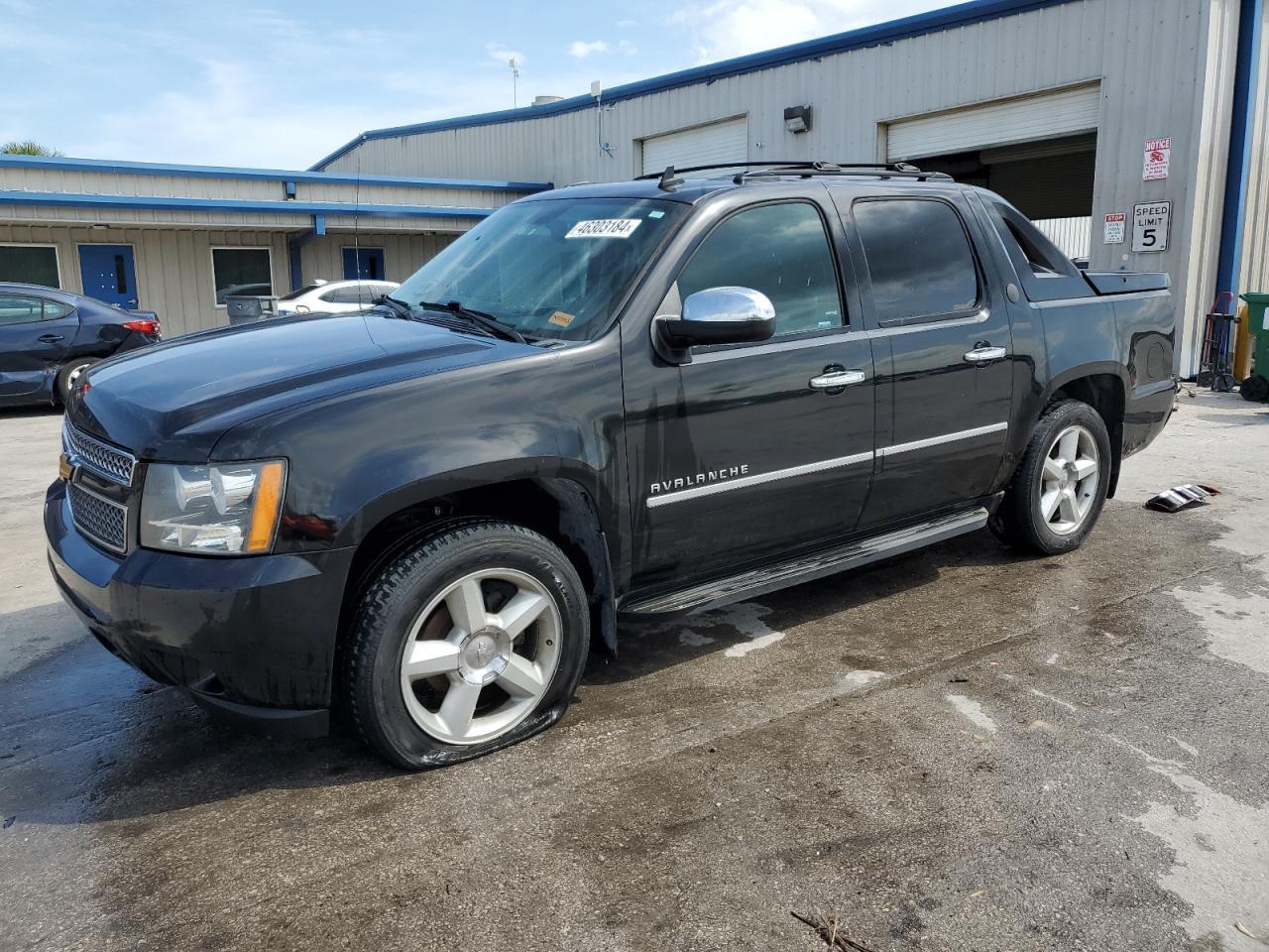 2013 CHEVROLET AVALANCHE
