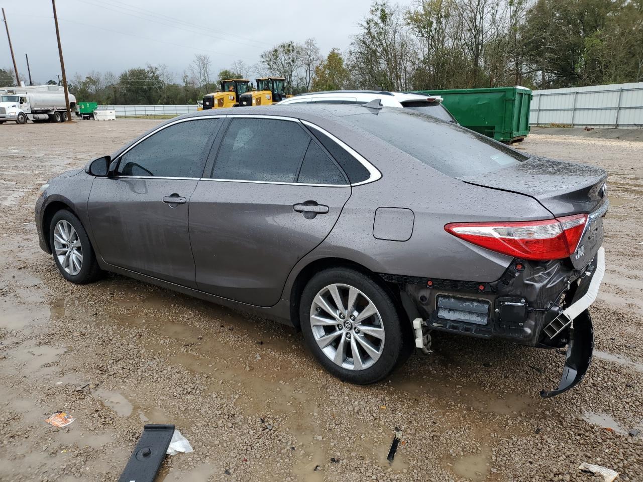 2017 TOYOTA CAMRY LE - Фото 2