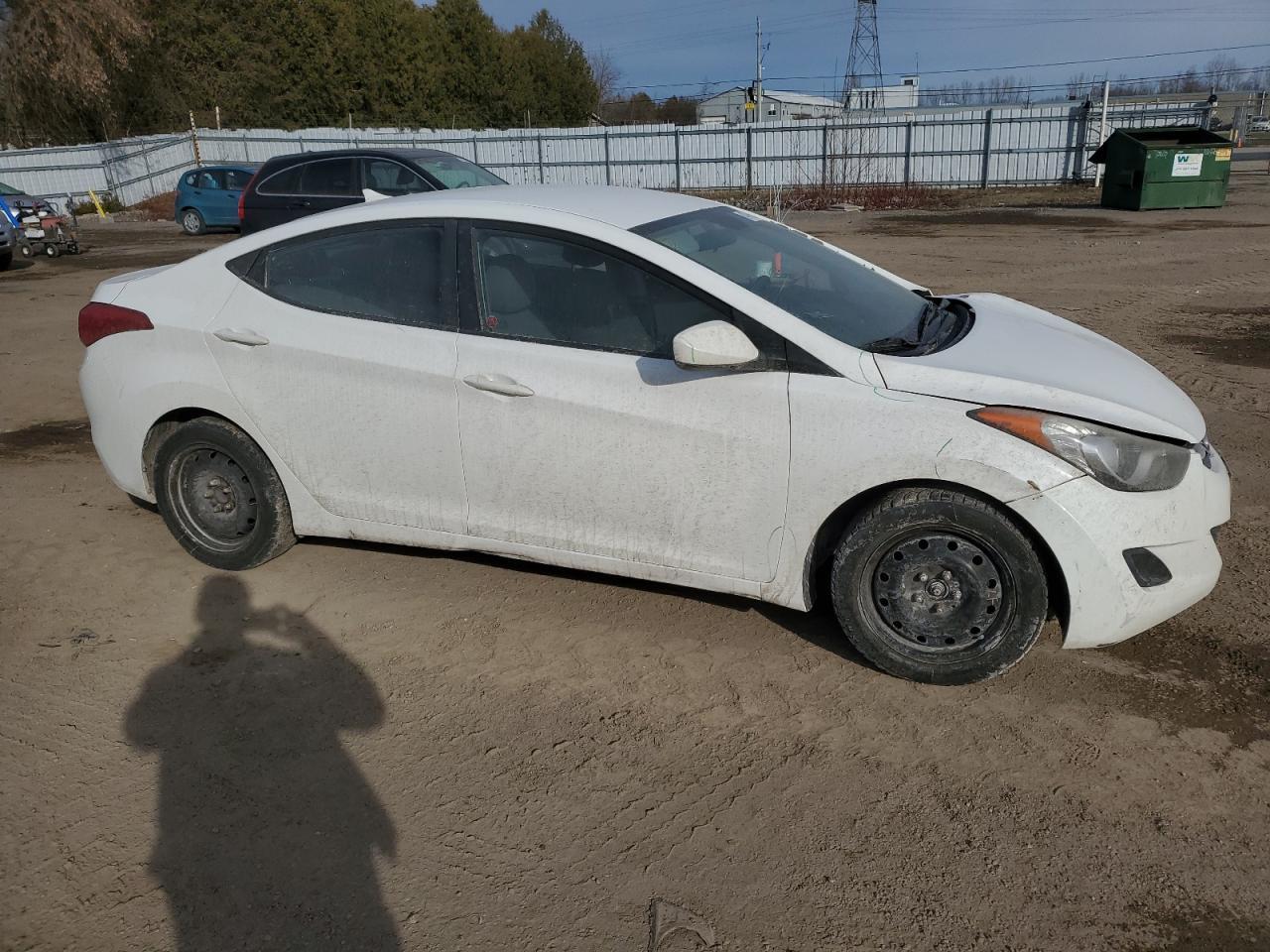 2013 HYUNDAI ELANTRA GL - Image 4
