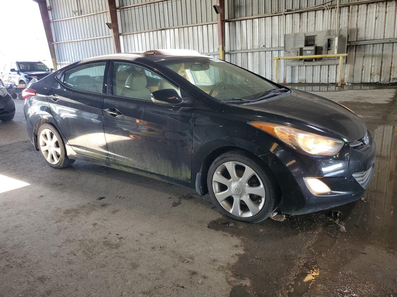 2013 HYUNDAI ELANTRA GL - Image 4