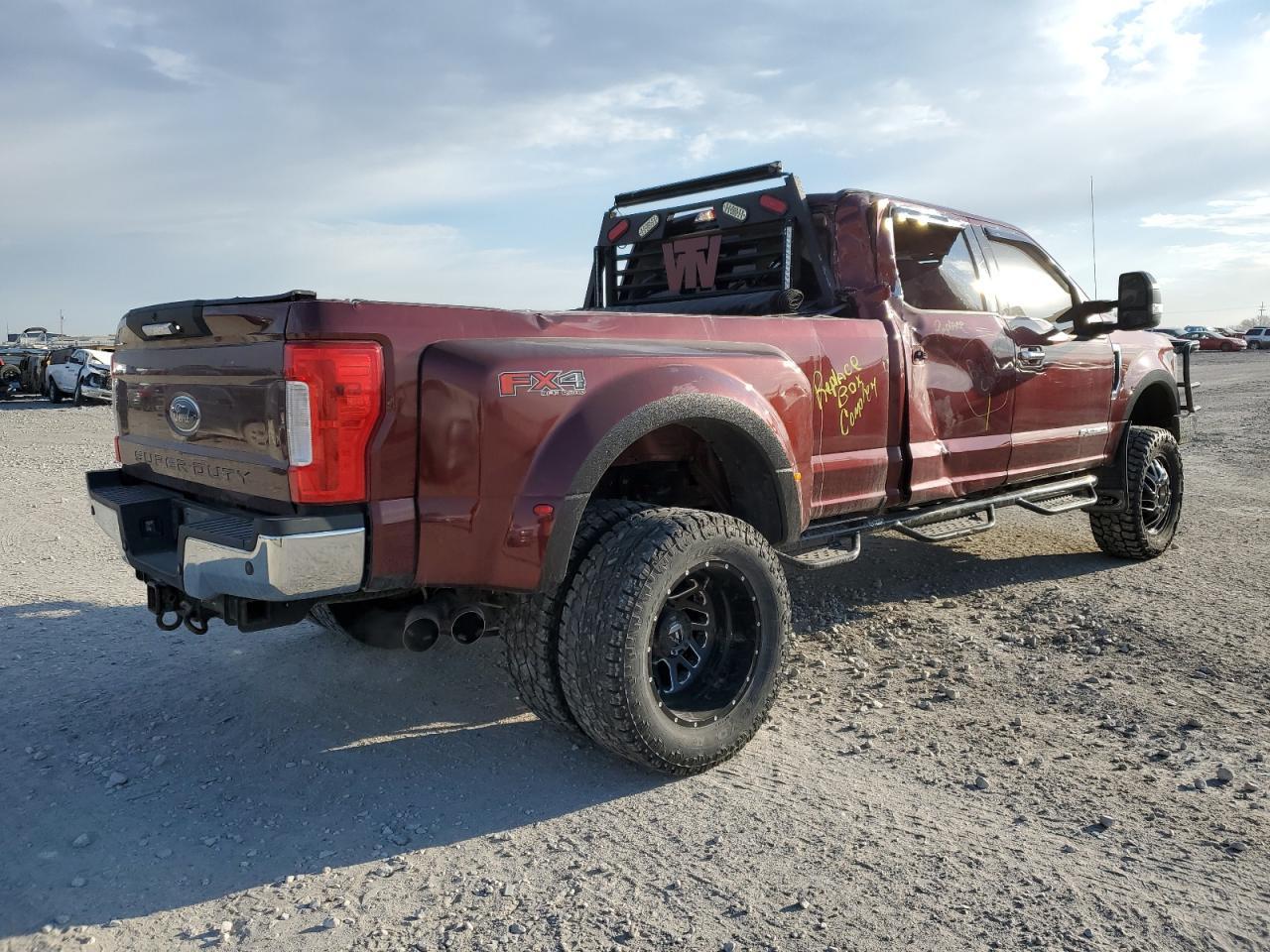 2017 FORD F350 SUPER - Image 3