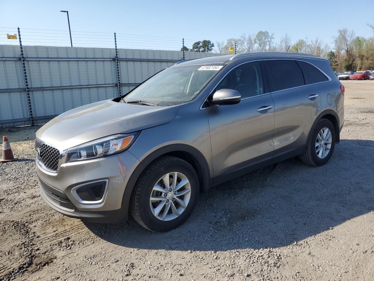 2017 KIA SORENTO LX