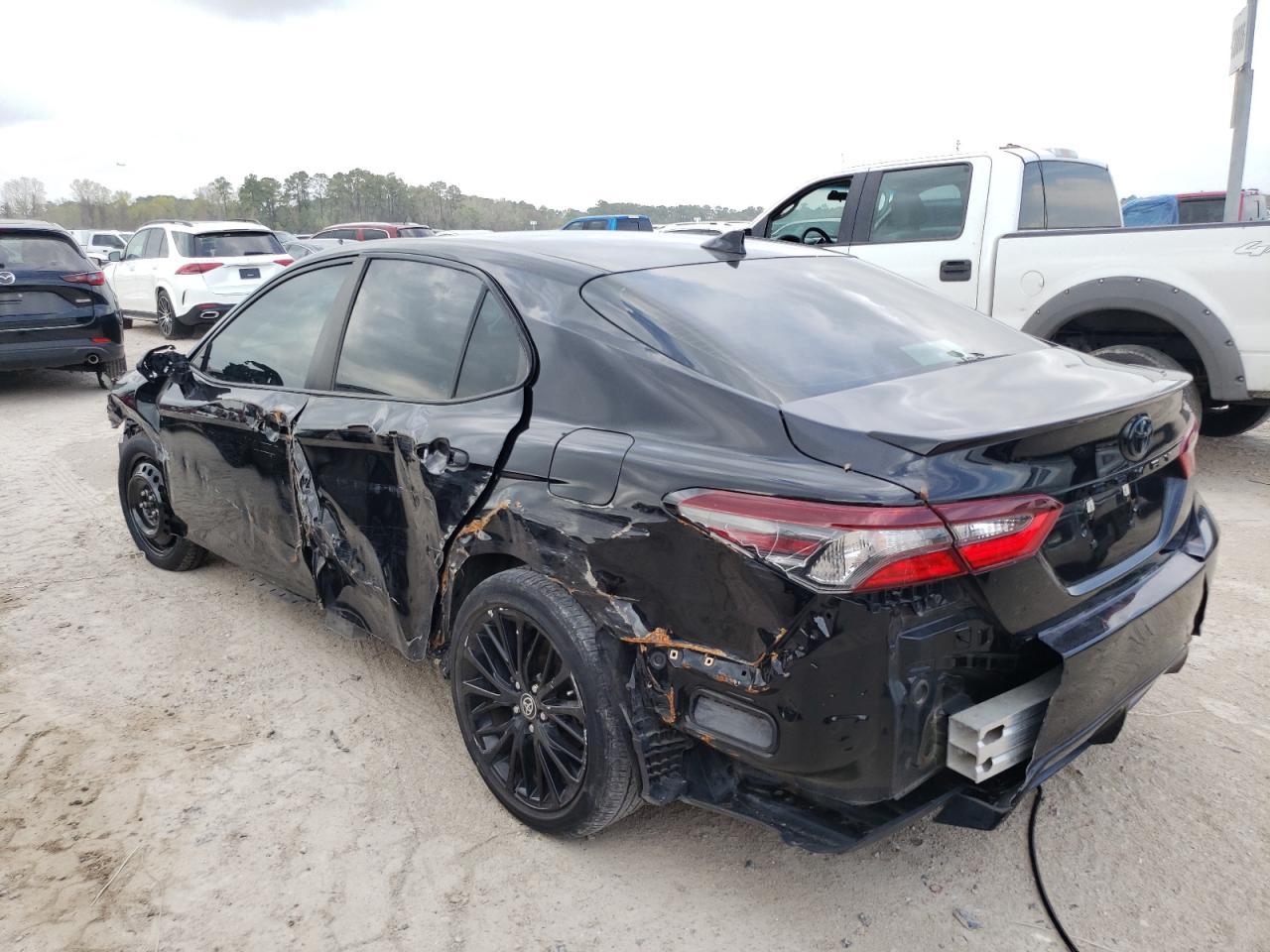 2021 TOYOTA CAMRY SE - Image 2