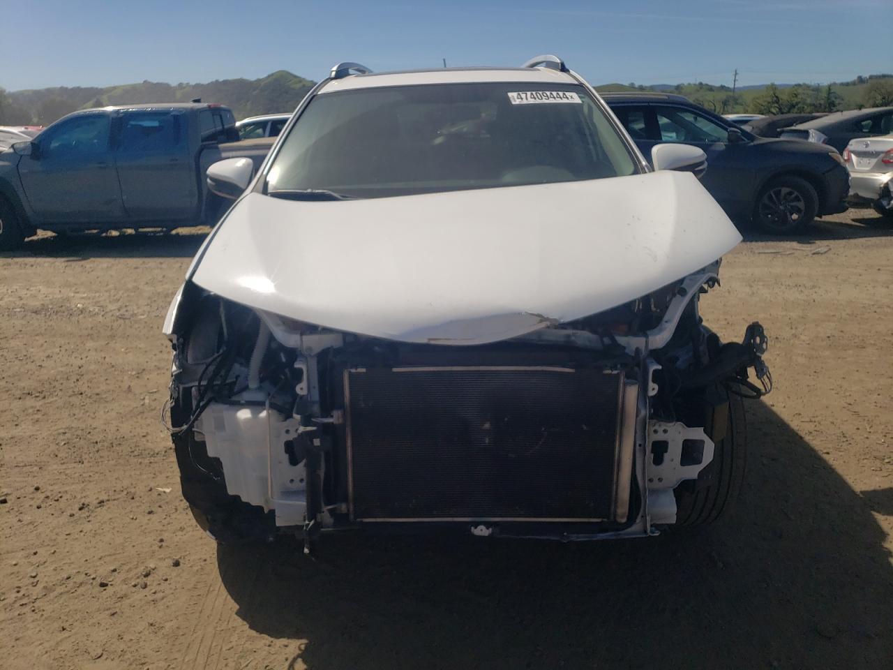 2015 TOYOTA RAV4 XLE - Image 5