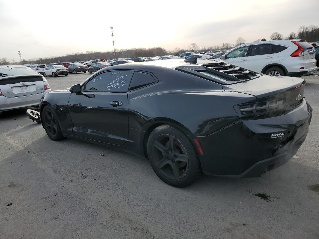 2018 CHEVROLET CAMARO LT - Image 2