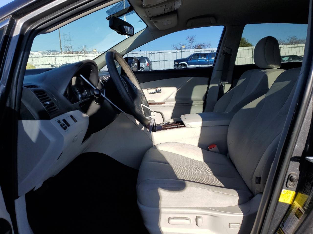 2011 TOYOTA VENZA - Фото 7