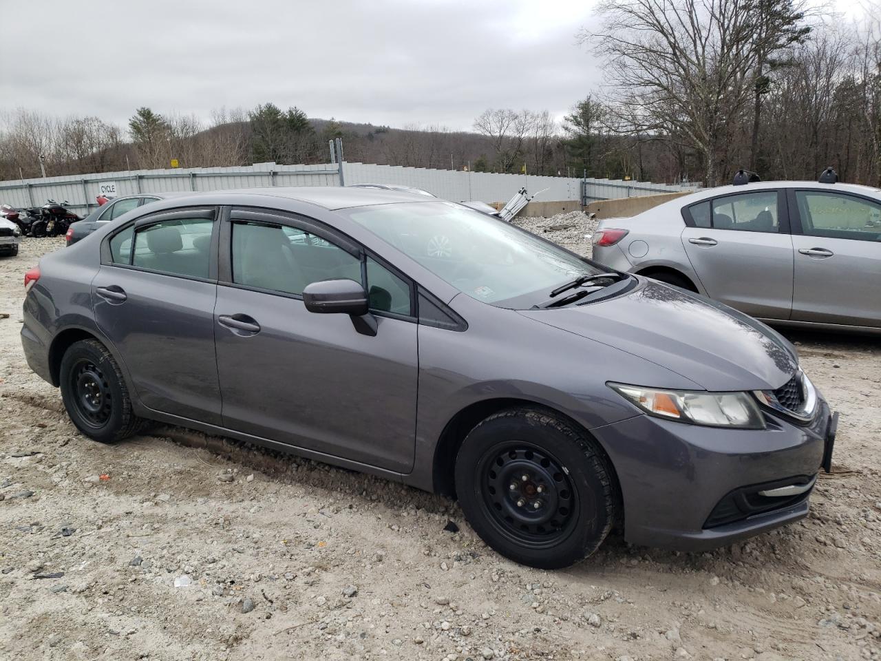 2015 HONDA CIVIC LX - Image 4