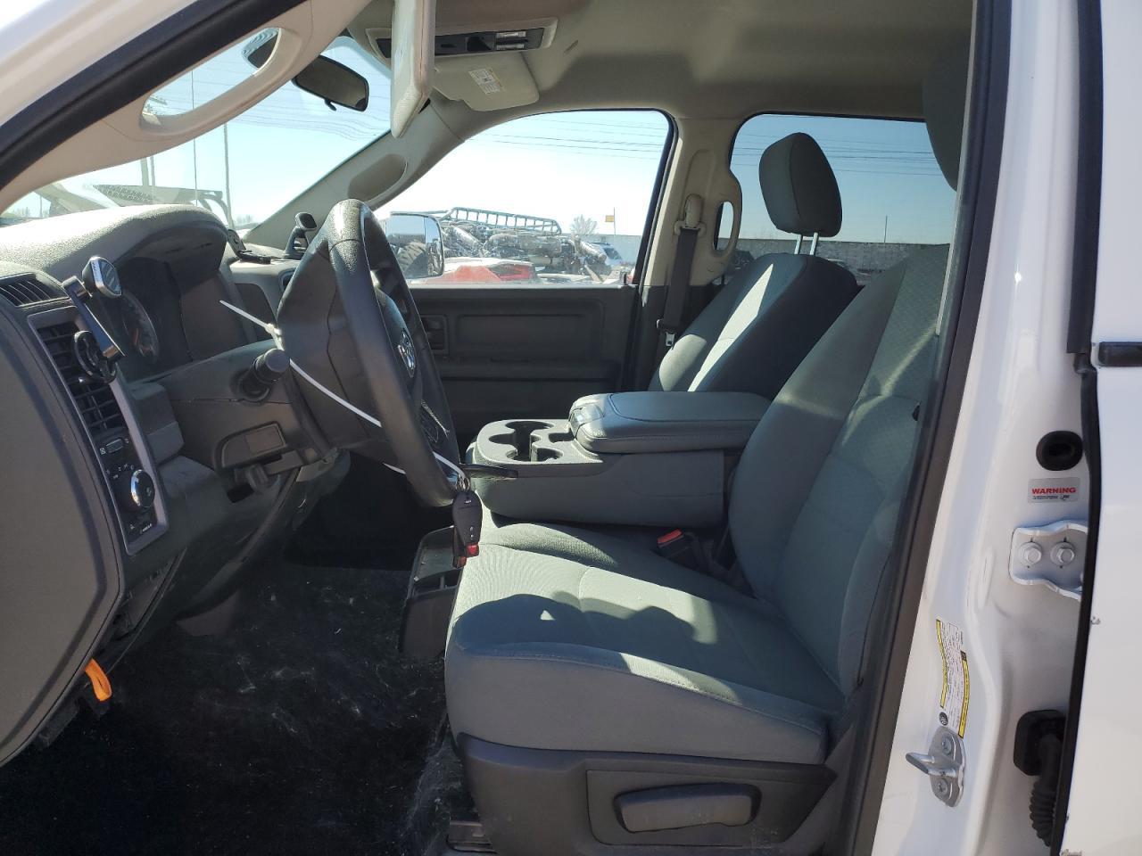 2018 RAM 1500 ST - Image 7