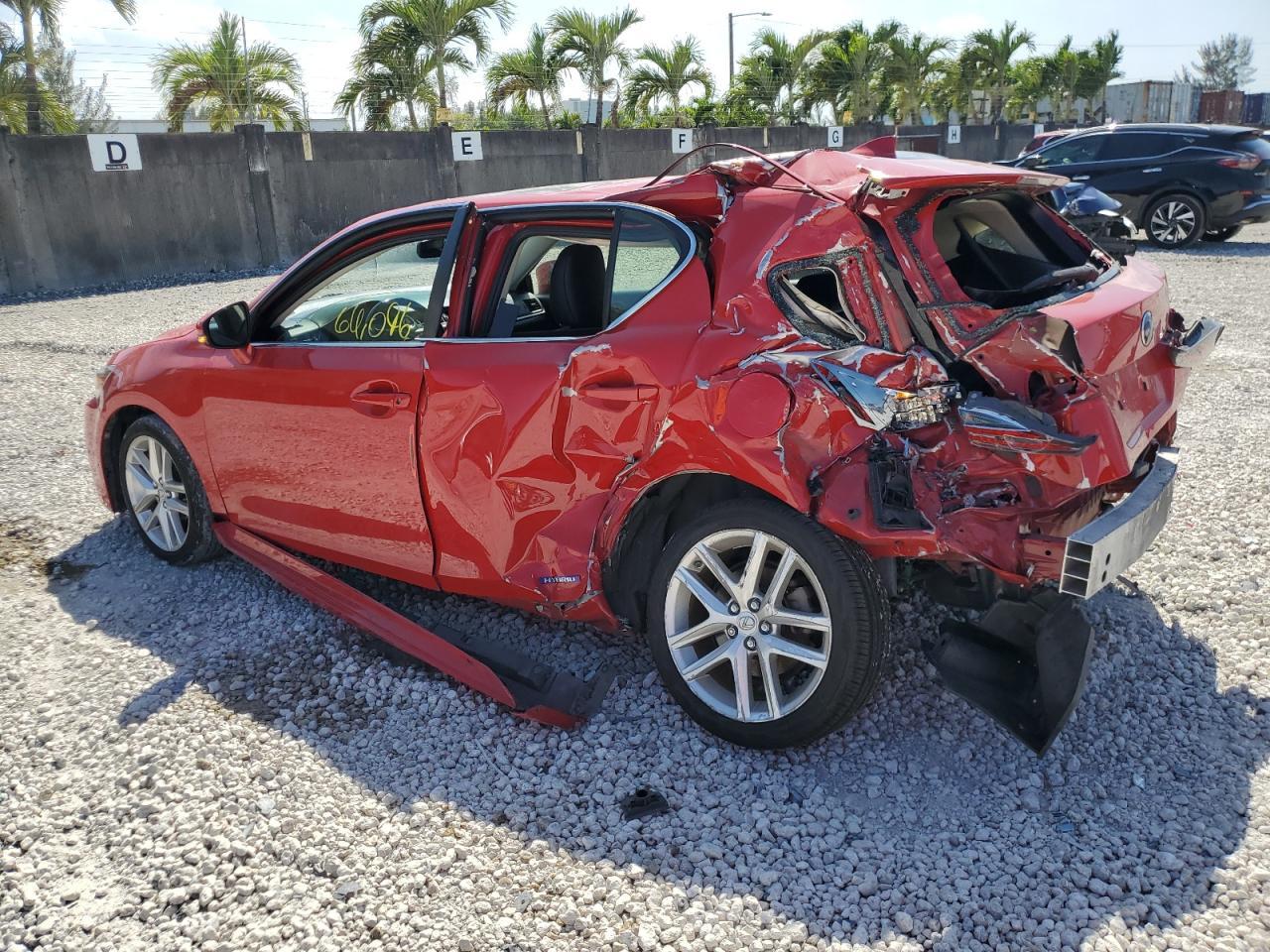 2016 LEXUS CT 200 - Фото 2
