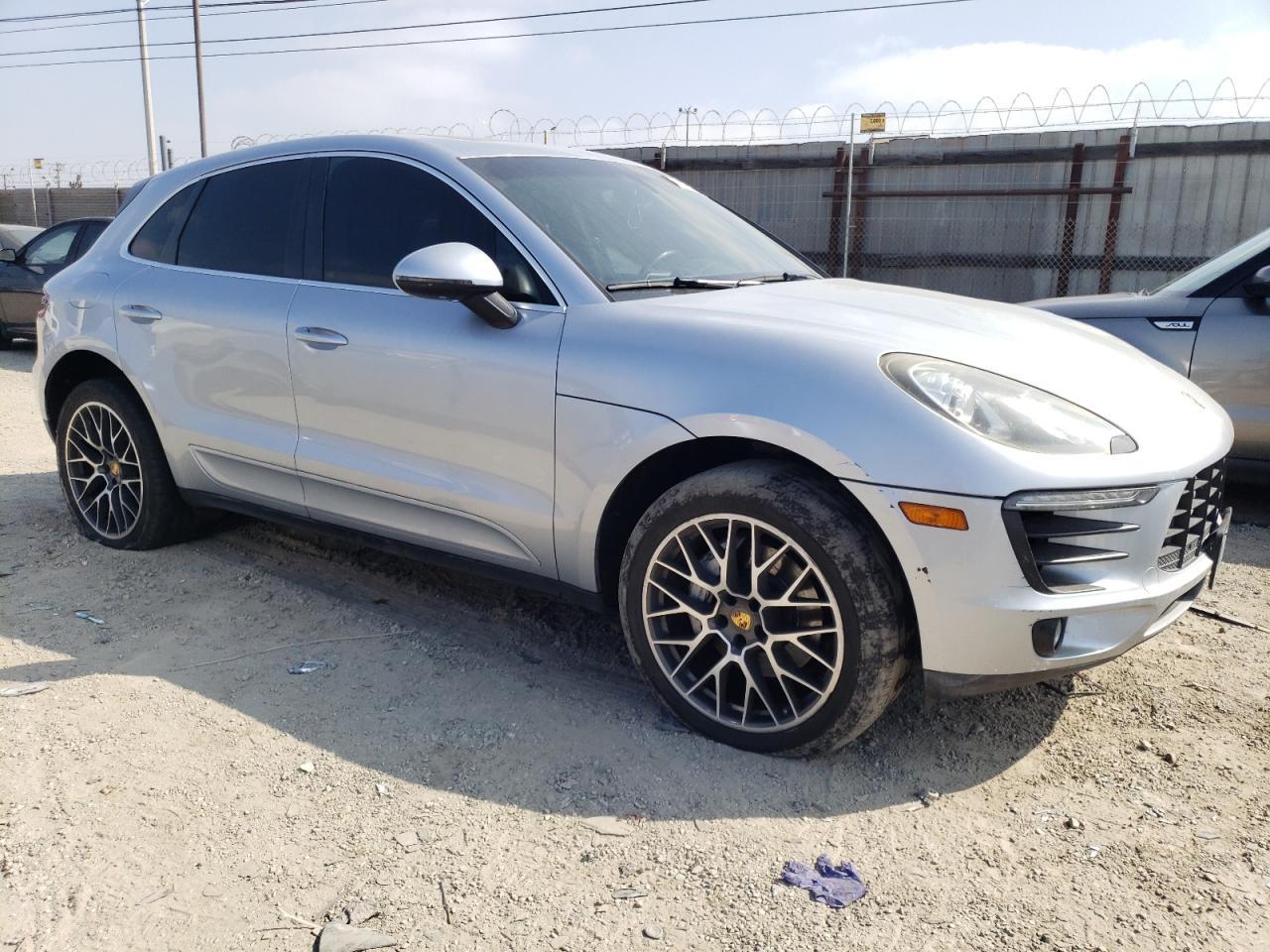2015 PORSCHE MACAN S - Image 4