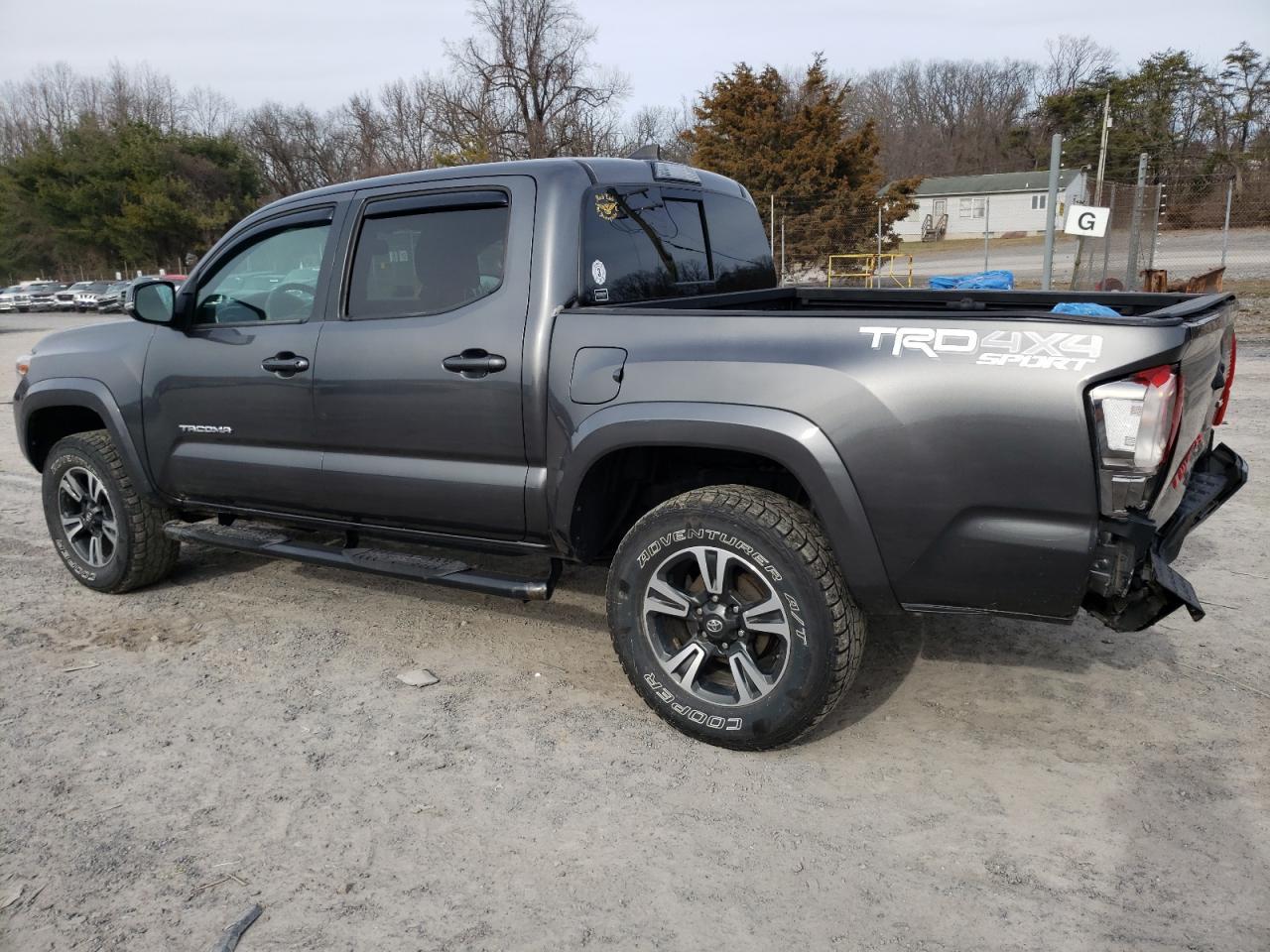 2017 TOYOTA TACOMA DOU - Фото 2