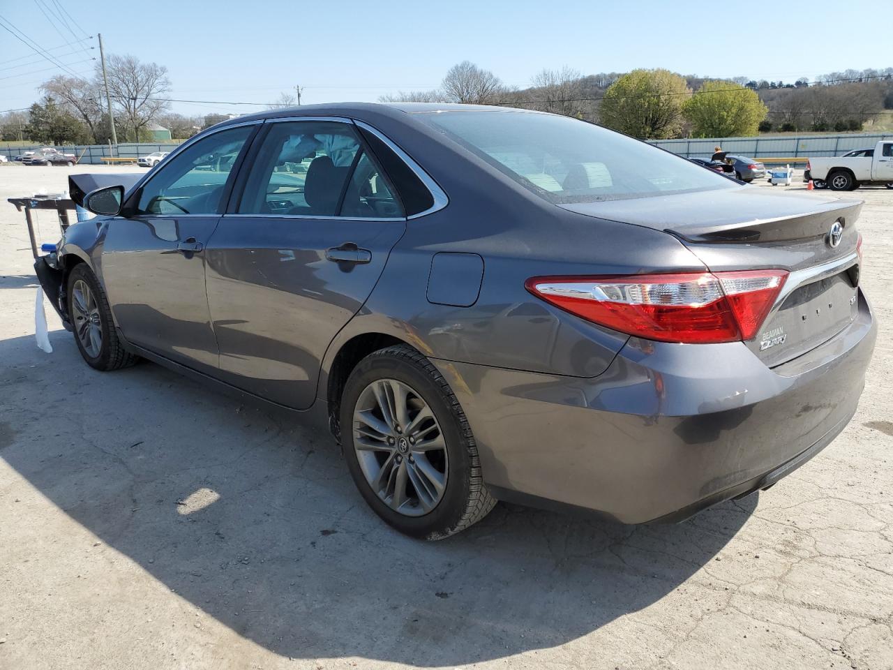 2016 TOYOTA CAMRY LE - Image 2