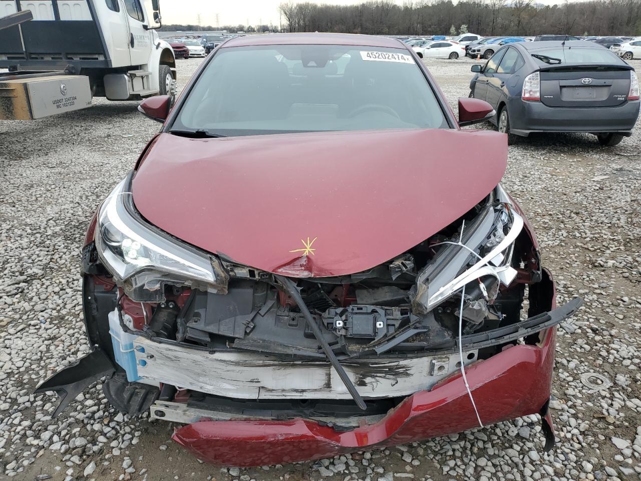 2019 TOYOTA C-HR XLE - Image 5