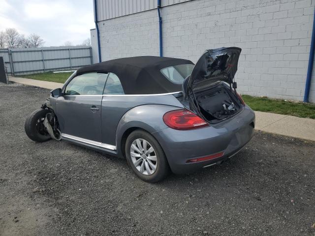 2019 Volkswagen Beetle S - Image 2