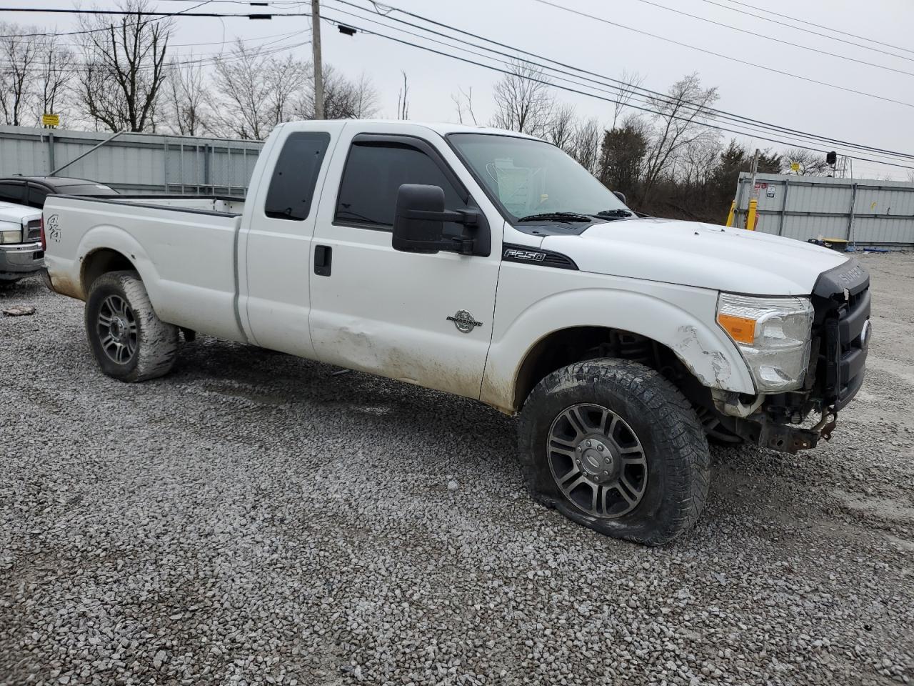 2012 FORD F250 SUPER - Фото 4