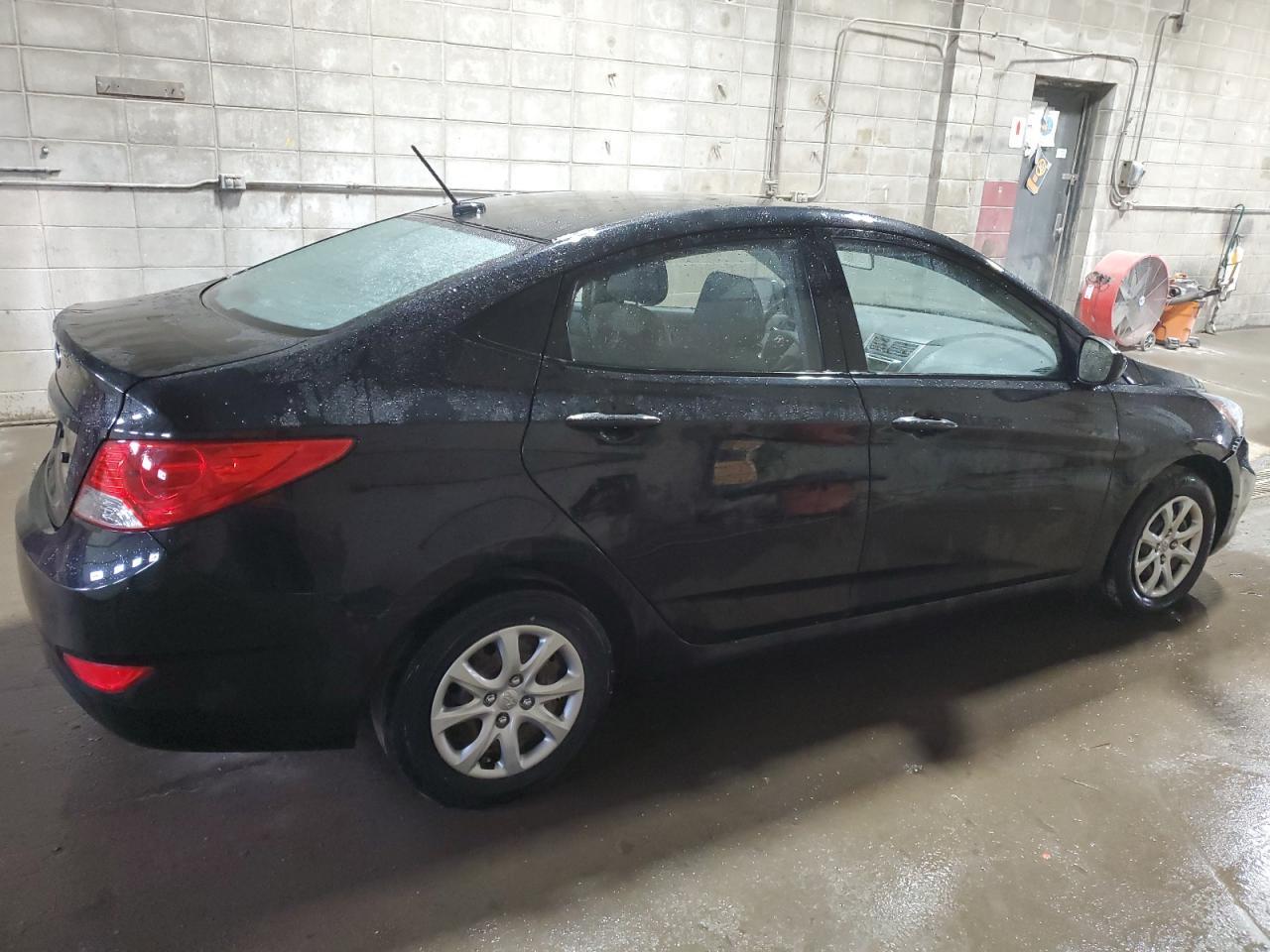 2014 HYUNDAI ACCENT GLS - Фото 3