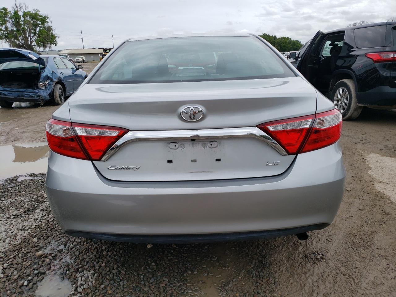 2016 TOYOTA CAMRY LE - Image 6