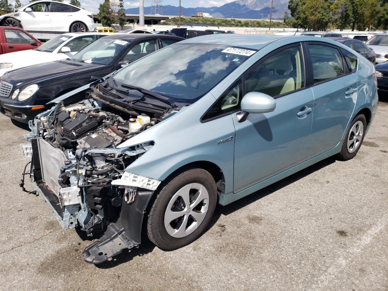 2015 TOYOTA PRIUS car image