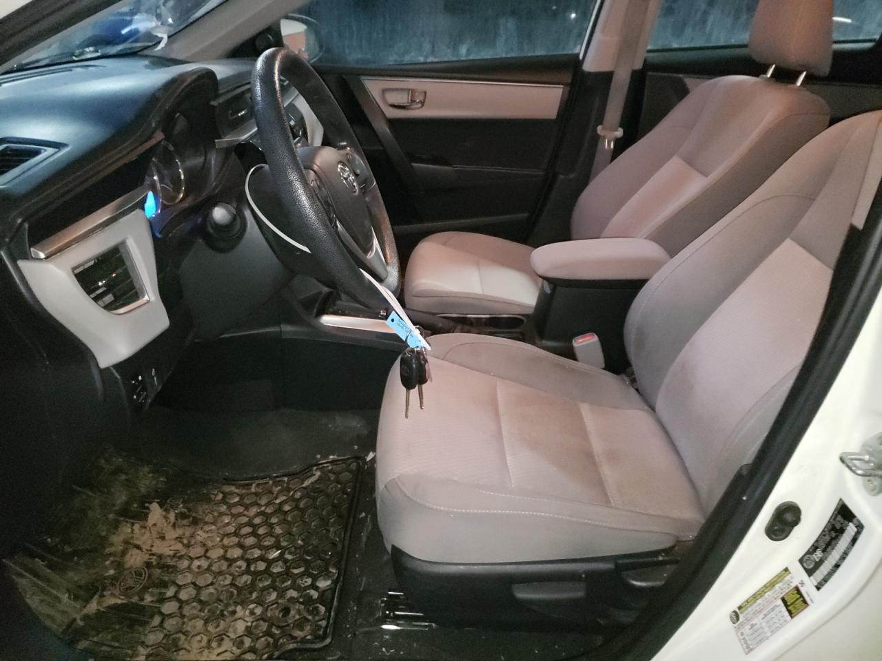 2015 TOYOTA COROLLA L - Фото 7