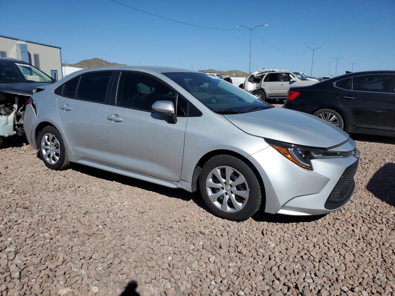 2020 TOYOTA COROLLA LE - Фото 4
