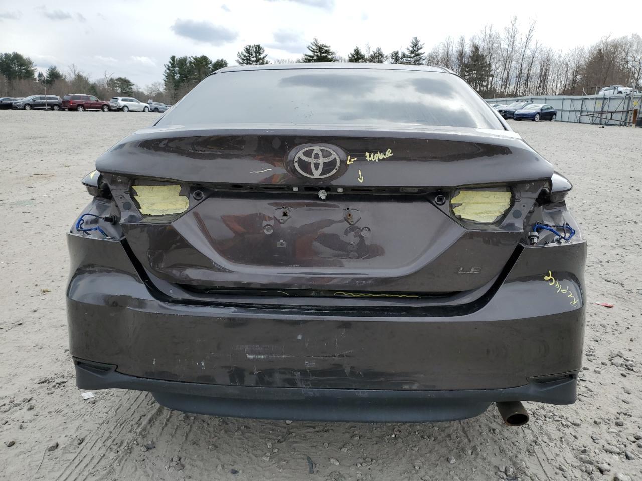 2018 TOYOTA CAMRY L - Image 6