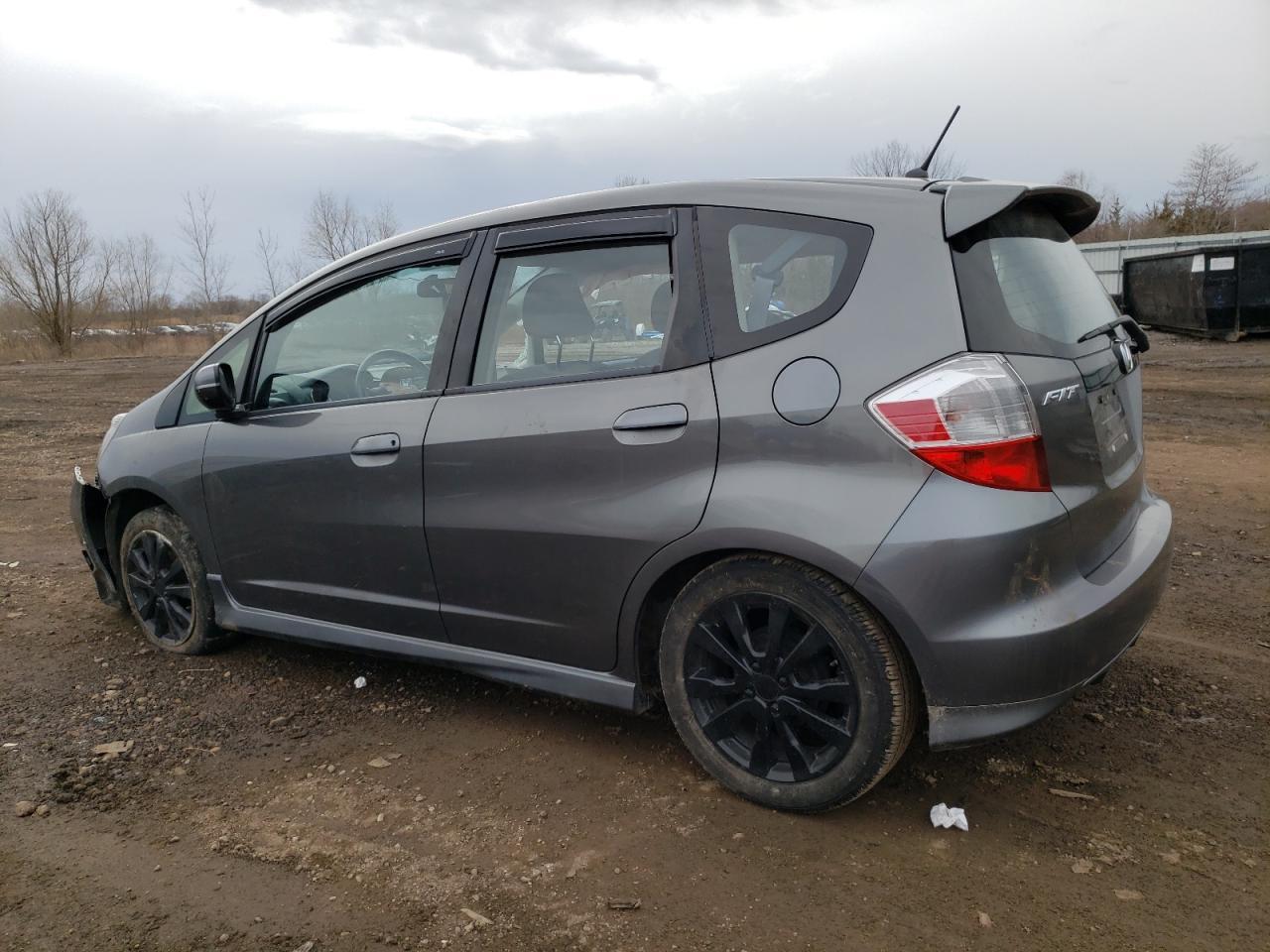 2013 HONDA FIT SPORT - Image 2