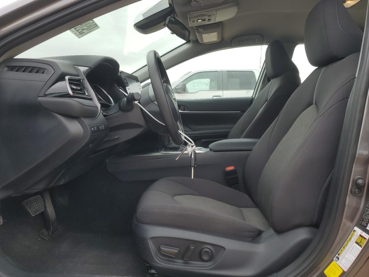 2024 TOYOTA CAMRY LE - Фото 7