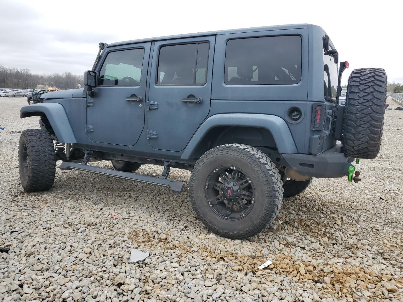 2017 JEEP WRANGLER U - Image 2