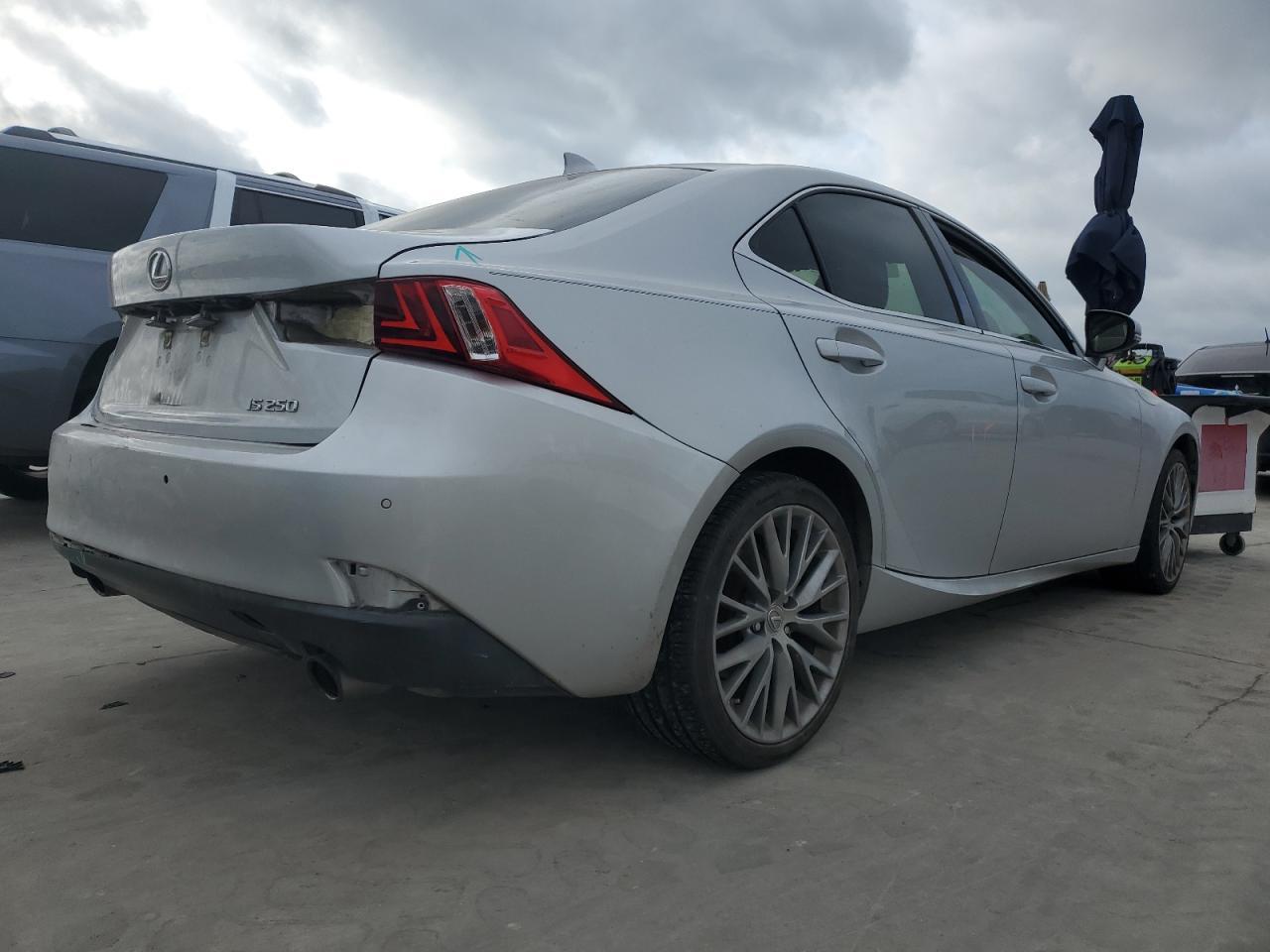 2014 LEXUS IS 250 - Image 3
