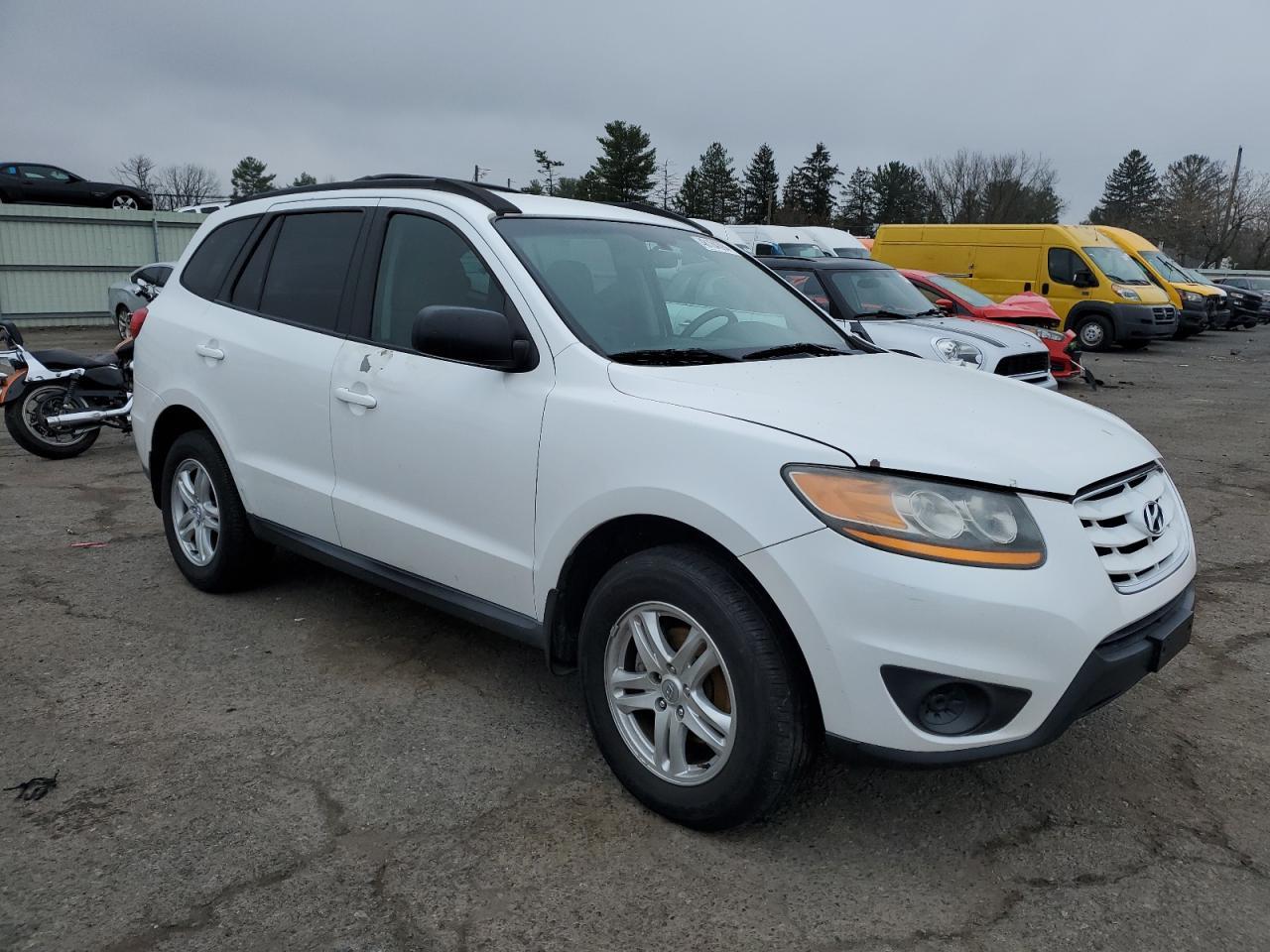 2011 HYUNDAI SANTA FE G - Image 4