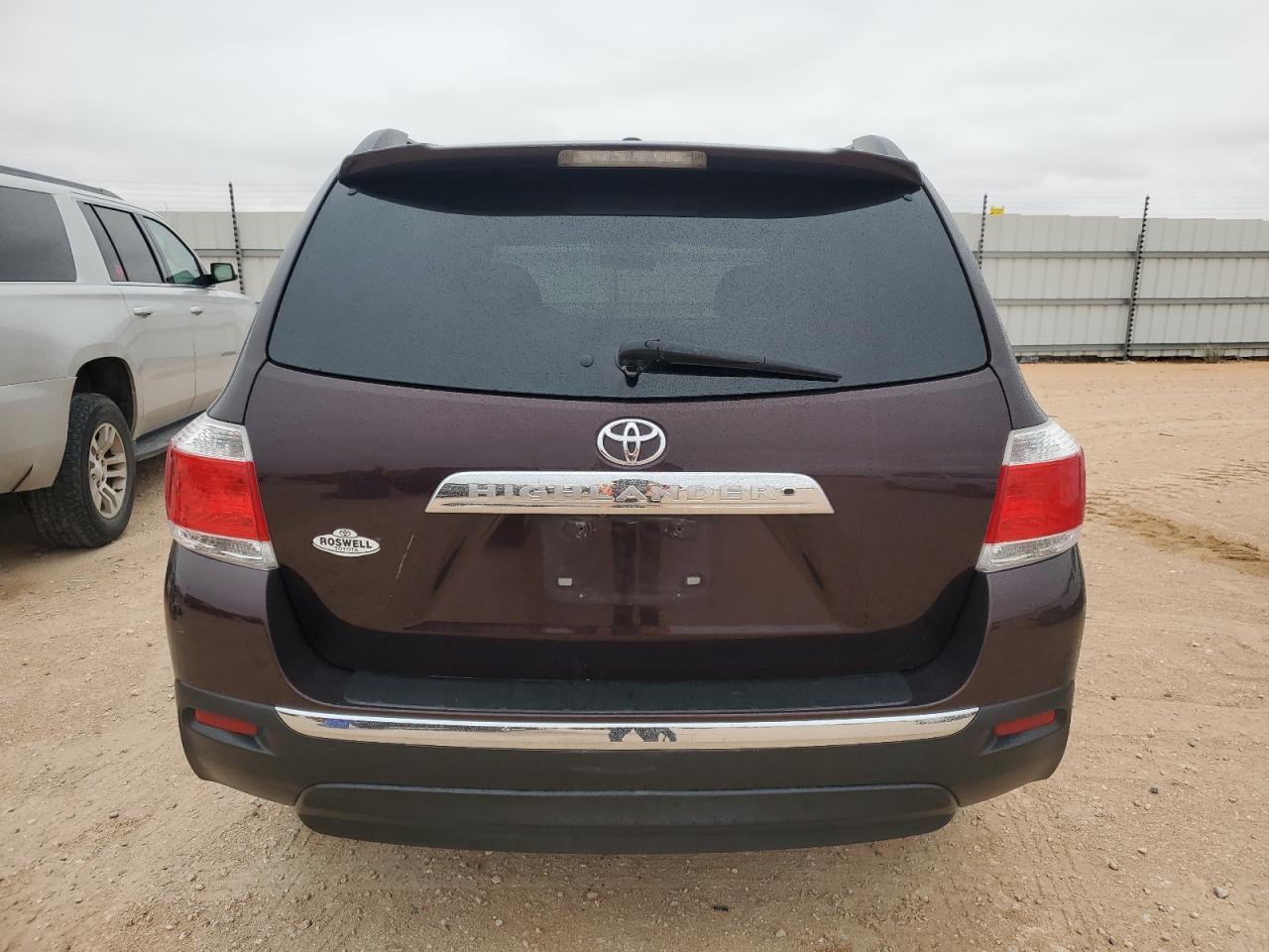 2012 TOYOTA HIGHLANDER - Image 6