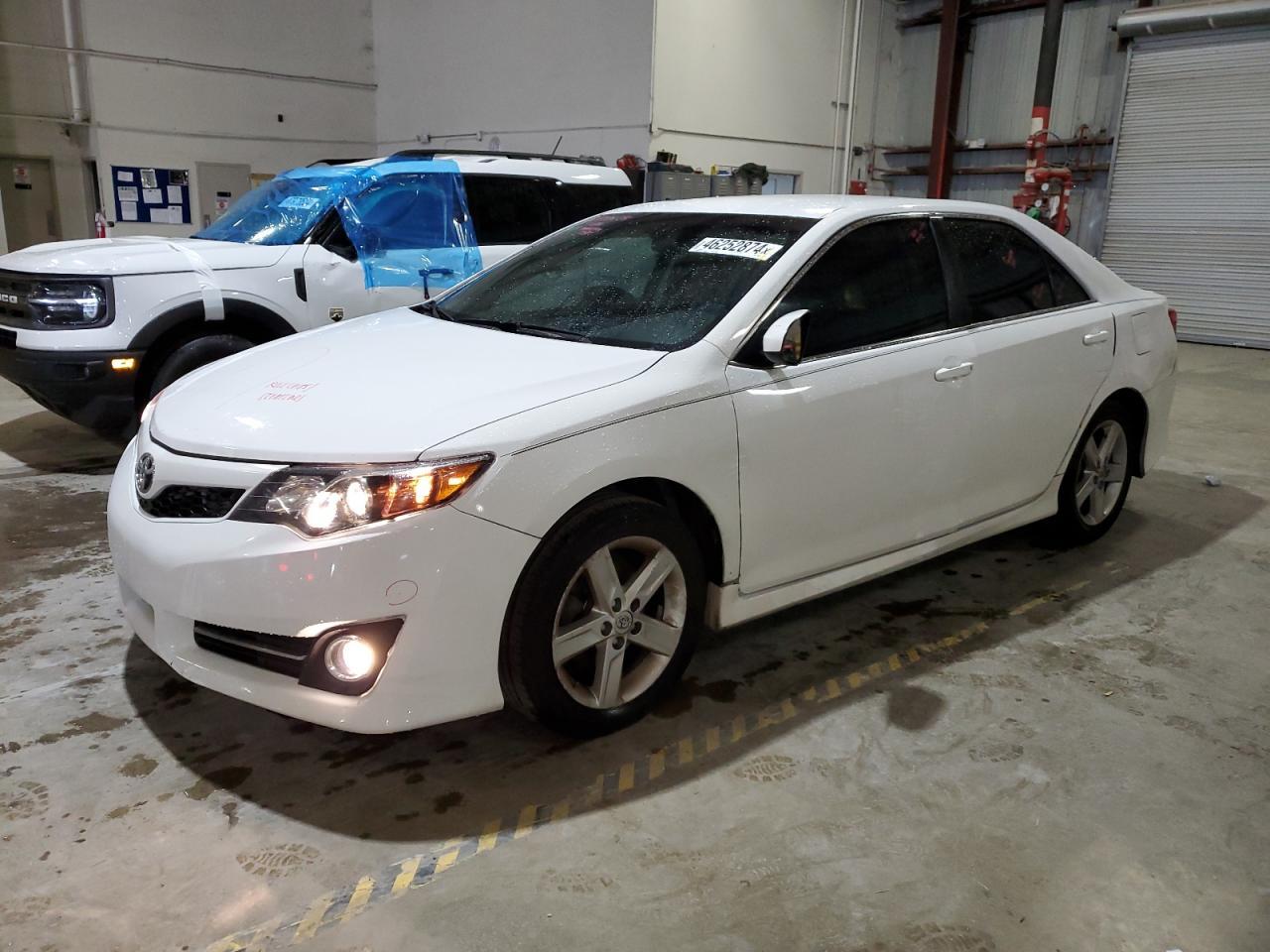 2013 TOYOTA CAMRY L