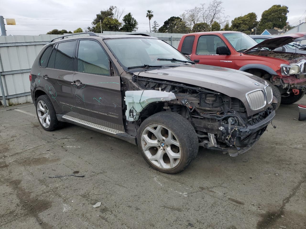 2012 BMW X5 XDRIVE3 - Image 4